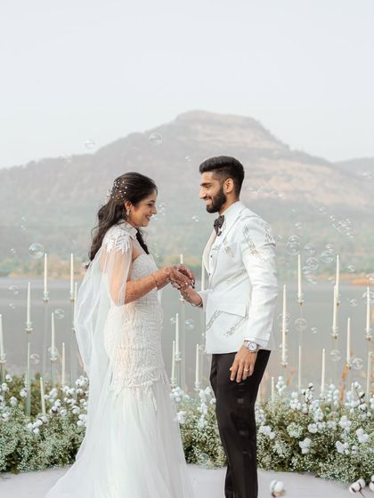 WhatKnot - Wedding Photography & Videography A Dream in White: Modern & Christian Weddings photo 22