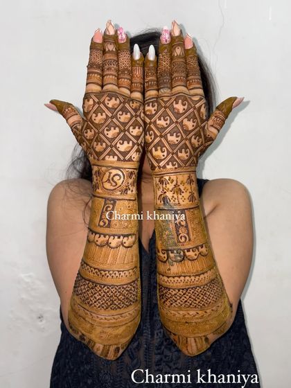 Full Coverage Bridal Mehendi photo 13