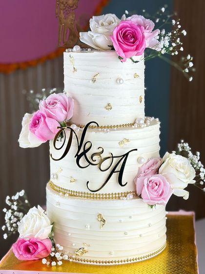 L'amour Sugar - Bespoke & Designer Cakes Wedding & Engagement Spectacles photo 15