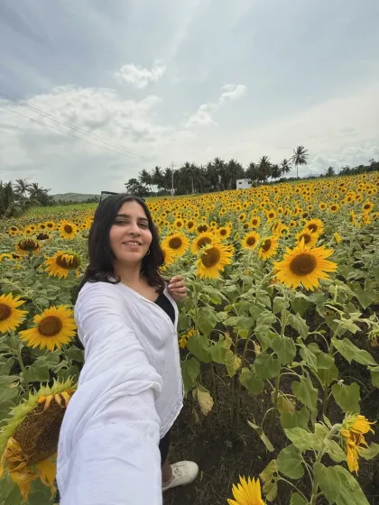 Gurpreet Kaur - Yoga & Mindfulness Instruction The Mountain Girl's Diary photo 29