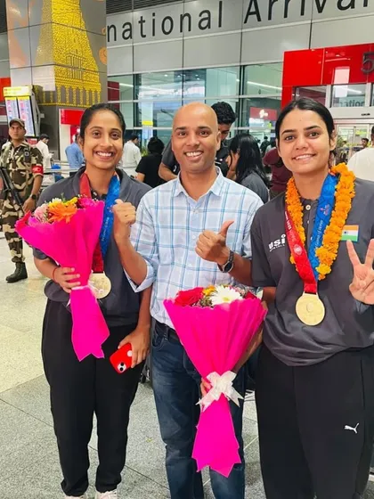 Thumbs up for a golden performance. Our coach celebrating with champions Pooja and Khushboo after their successful campaign at the World Police and Fire Games.