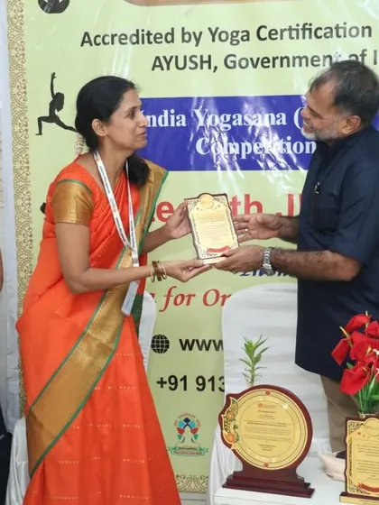 Our event coordinator being felicitated for her tireless planning and commitment that made our competition a smooth and memorable experience.