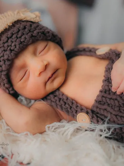 The perfect little pose. Capturing these sweet, natural sleeping positions is what makes newborn photography so magical.