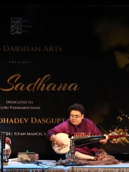On stage with Indrayuddh Majumder da, paying our musical tribute to the great Sarod Maestro.