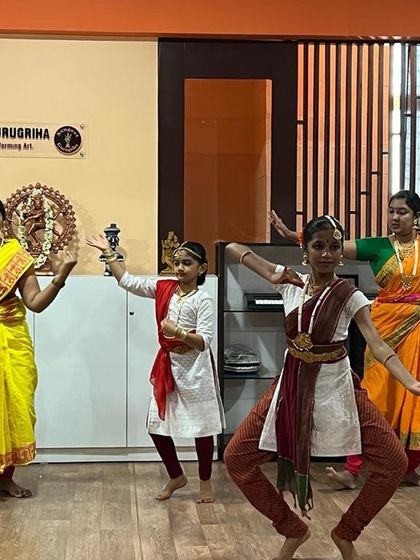 Sangeet Gurugriha - Dance Classes Bharatanatyam: The Soul of Tradition photo 4