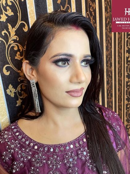 A side view of the smokey eye demo, showing the seamless blending and flattering shape of the eyeshadow.