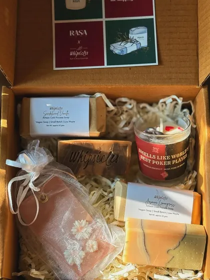 The full Divinity Gift Box, a jackpot of relaxation and a true win for your self-care routine.
