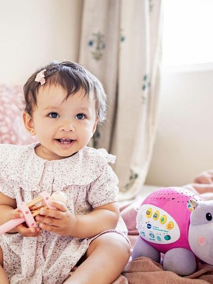 Cuddles & Giggles Photography - Newborn & Baby Photography Growing Up: Sitters, Crawlers & Toddlers photo 26