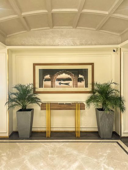 Grand Entrances & Lobbies photo 11