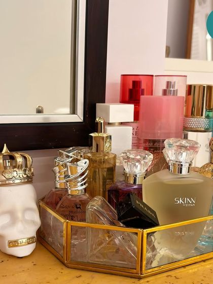 Arrange It All - Home Organization & Decluttering Small Space Solutions: Drawers, Desks & Details photo 19