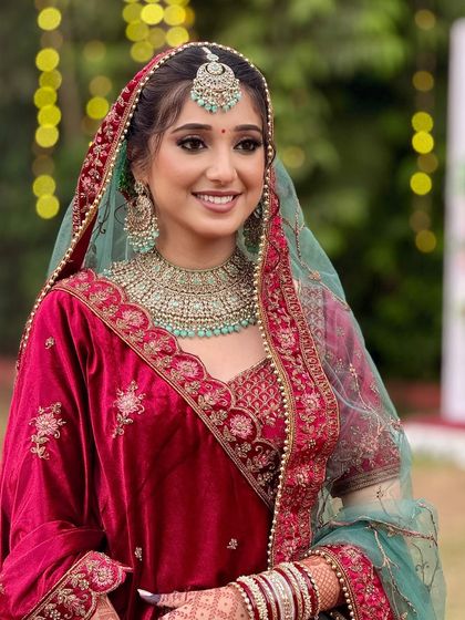 Timeless Bridal Looks photo 36