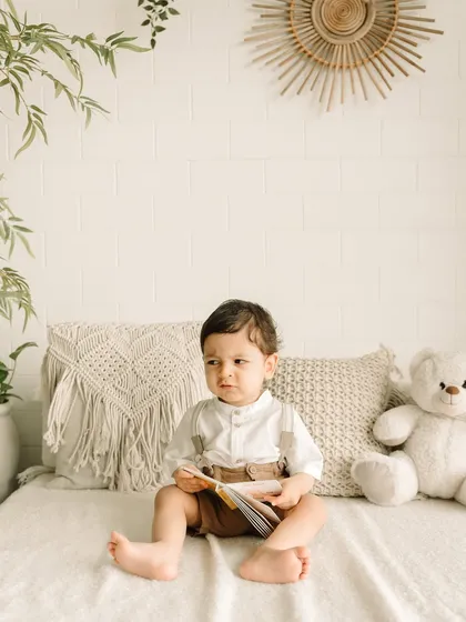 A more serious, contemplative look from the same session. I capture a full range of moods.