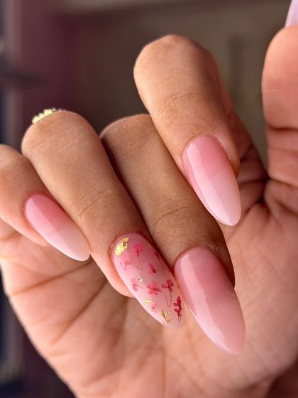 Floral & Botanical Designs photo 6