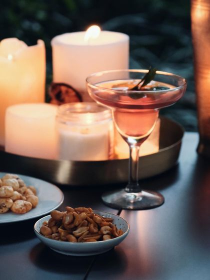 My snacks are perfect for romantic twosomes. A cocktail paired with my spicy roasted peanuts or makhana makes for a perfect evening, whether it's Valentine's Day or any special night.