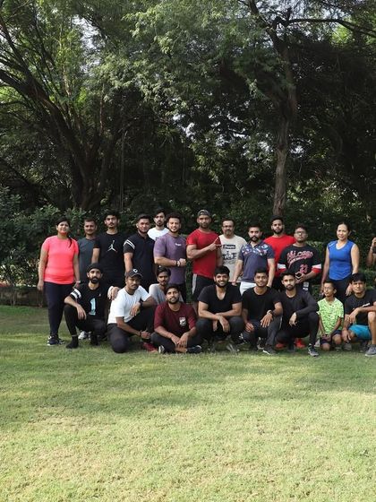 A group photo from our outdoor bootcamp. We took the workout to the park for a session of fresh air, teamwork, and challenging exercises.