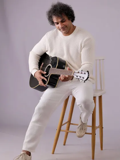 Studio portraits are a key part of our work with artists and brands. For this shoot with Alok Singh, we used a simple, clean setup to create a timeless portrait that focuses on the artist and his craft.