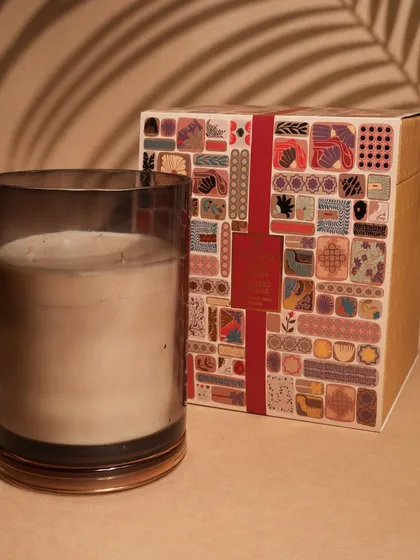 A curated selection from our extensive product portfolio, showcasing the diverse range of fragrances, colors, and designs we offer. Each image highlights the beauty and versatility of our candles, diffusers, and gift sets.