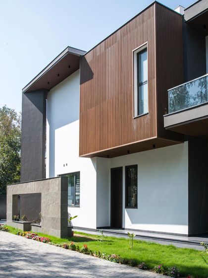 Architectural Exteriors & Facades photo 8