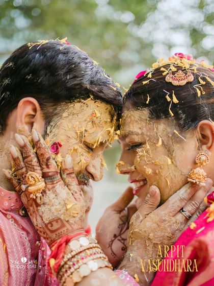 Happy Stillz - Lifestyle & Event Photography Haldi & Mehndi: The Colors of Joy photo 7