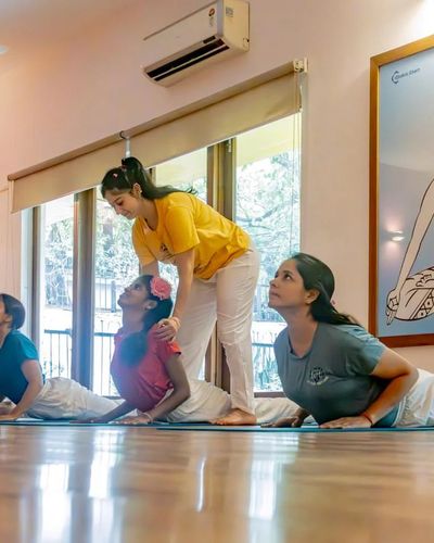 Group Yoga Classes & Courses