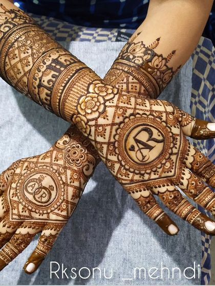 Sonu - Bridal & Wedding Mehndi Portrait & Storytelling Mehndi photo 33