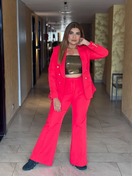 A full-length shot of my red power suit. This outfit makes me feel ready to conquer anything.