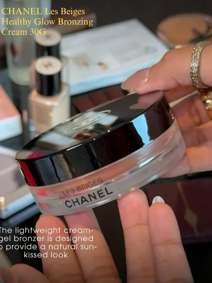The Chanel Les Beiges Healthy Glow Bronzing Cream is a must-have. This lightweight cream-gel bronzer is designed to provide a natural, sun-kissed look that adds warmth and dimension.