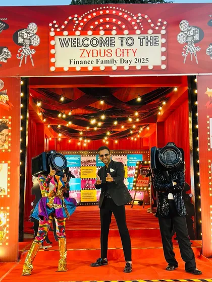 Welcome to the Zydus Finance Family Day. I love creating a grand entrance experience. For this Bollywood themed corporate event, we went all out with a red carpet and performers to make every employee feel like a star.