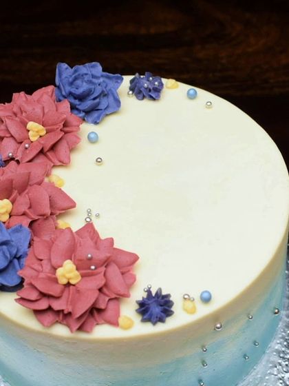 Amritha - Custom Celebration Cakes Floral & Buttercream Artistry photo 13