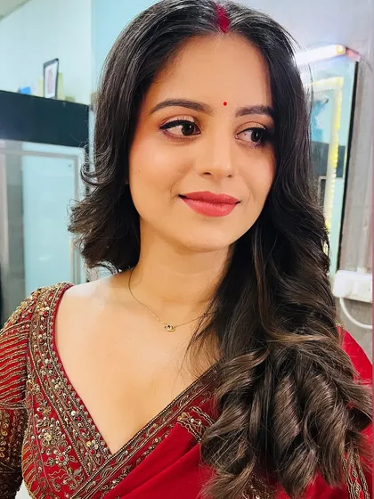 A beautiful client slaying her Karwa Chauth look. The makeup is elegant and perfect for the festive occasion.