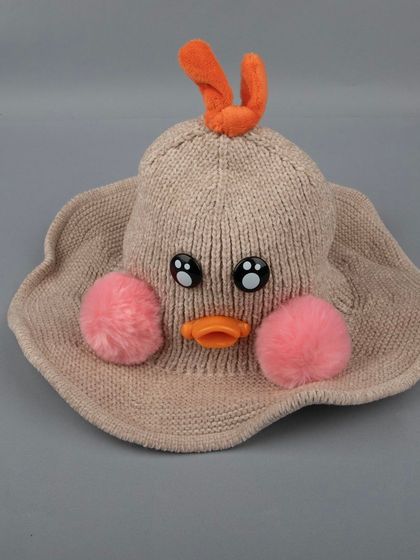 A front view of the adorable duck-themed kids' hat.