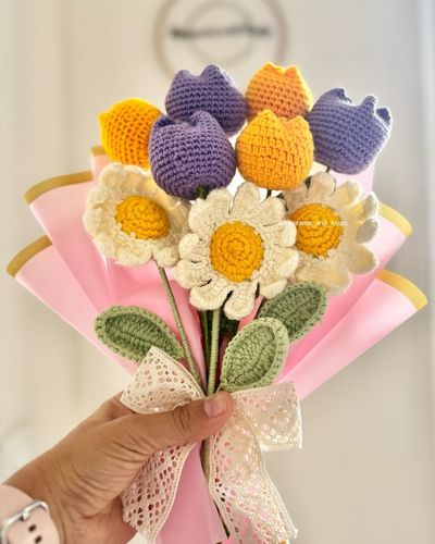 Crochet Flower Bouquets & Arrangements