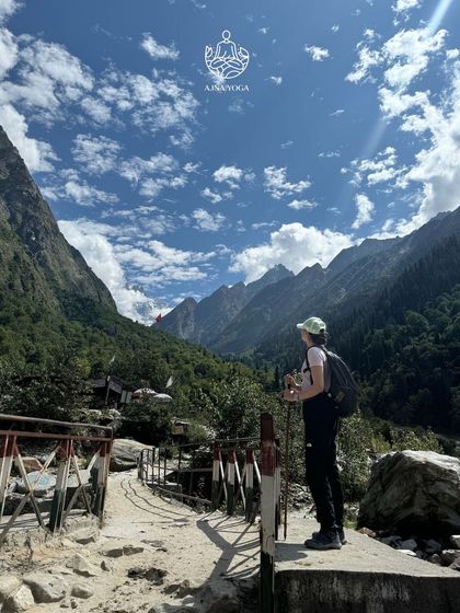 Looking out at the vastness of the Himalayas on the path to Hemkunt Sahib. The higher I climbed, the quieter my mind became, leaving just me, the mountain, and the divine energy all around.