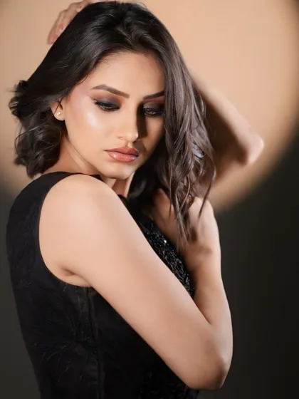A glimpse into my editorial work. This dramatic smokey eye and glowing skin showcases the high-fashion techniques I bring to all my clients, ensuring you look flawless from every angle.