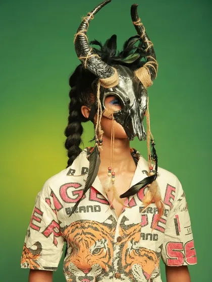 A closer look at the conceptual styling for a fashion campaign. We collaborate with stylists to bring bold ideas to life, creating powerful imagery that grabs attention.