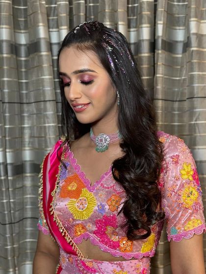 Fun & Festive: Haldi & Mehendi Styles photo 8