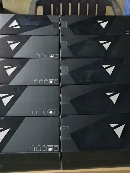 A new shipment of Creamsource Vortex 8 fixtures arriving at our warehouse. The demand for these versatile lights is so high that they are often booked for a shoot the moment they arrive.