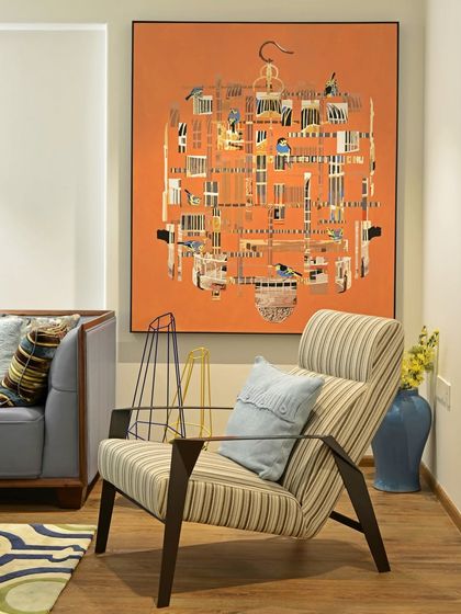 Who said a waiting lounge has to be boring? For this Mahindra Lifespaces showflat, I used a bold, bright orange artwork as a captivating focal point, turning wait time into a moment of inspiration.