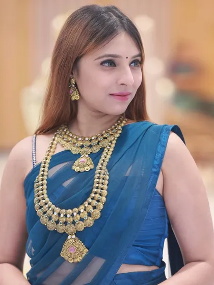 A close-up portrait from our jewellery store collaboration. The soft, ambient lighting of the store creates a natural and flattering look.