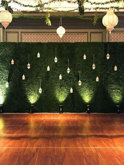 Wall Mind - Artificial Green Grass Commercial & Event Spaces photo 4