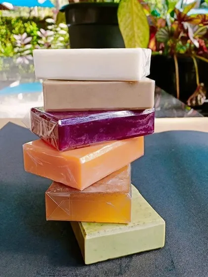 Look at the beautiful, natural colours of my handmade soaps. Each bar is made using an organic base and is free from SLS and parabens, so they won't dry your skin. From papaya to red wine and shea butter, there’s a soap for every skin type.