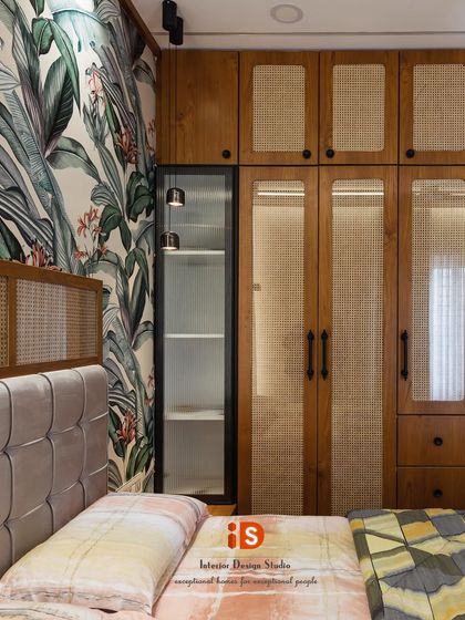 Sudarshan - Home Interior Design & Renovation Modern & Elegant Bedrooms photo 24