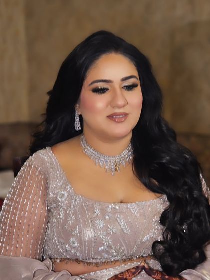 A final shot of the beautiful Anmol, ready for her engagement party.