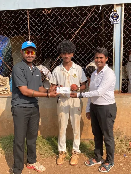 Leading the bowling attack. Shamik Shettigar receives an award after his match-winning performance, taking 6 wickets for his school in the Harris Shield Tournament.