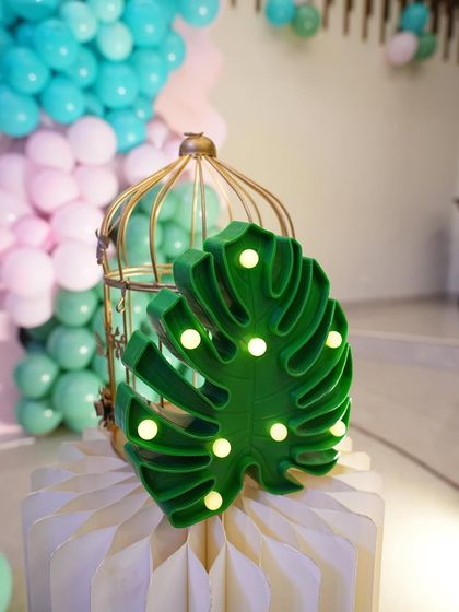 Satweek - Themed Birthday Party Decoration The Finishing Touches: Props, Cakes & Details photo 19