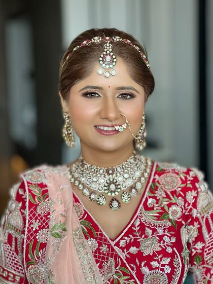 Classic Red & Pink Bridal Looks photo 80