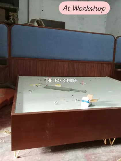 Here is the bed frame from the inspiration photo, seen here in my workshop during the crafting process before delivery.