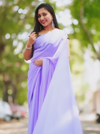 Pre Wedding Attire - Pre-Wedding Outfit Rental Flowing Trail Sarees photo 13