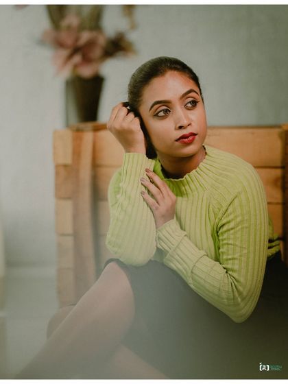 Acchu - Portrait & Fashion Photography Studio Portraits: Bold & Moody photo 14