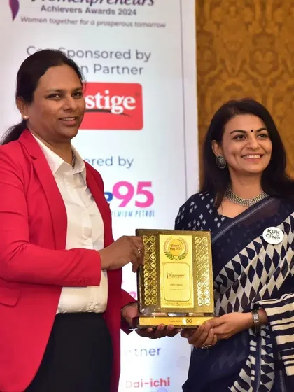 Receiving the "Womenpreneur Achievers Award" was a moment that reminded me why I do what I do. It's an honor to be recognized for helping women find their strength and health. This award belongs to every woman who has trusted me with her journey.